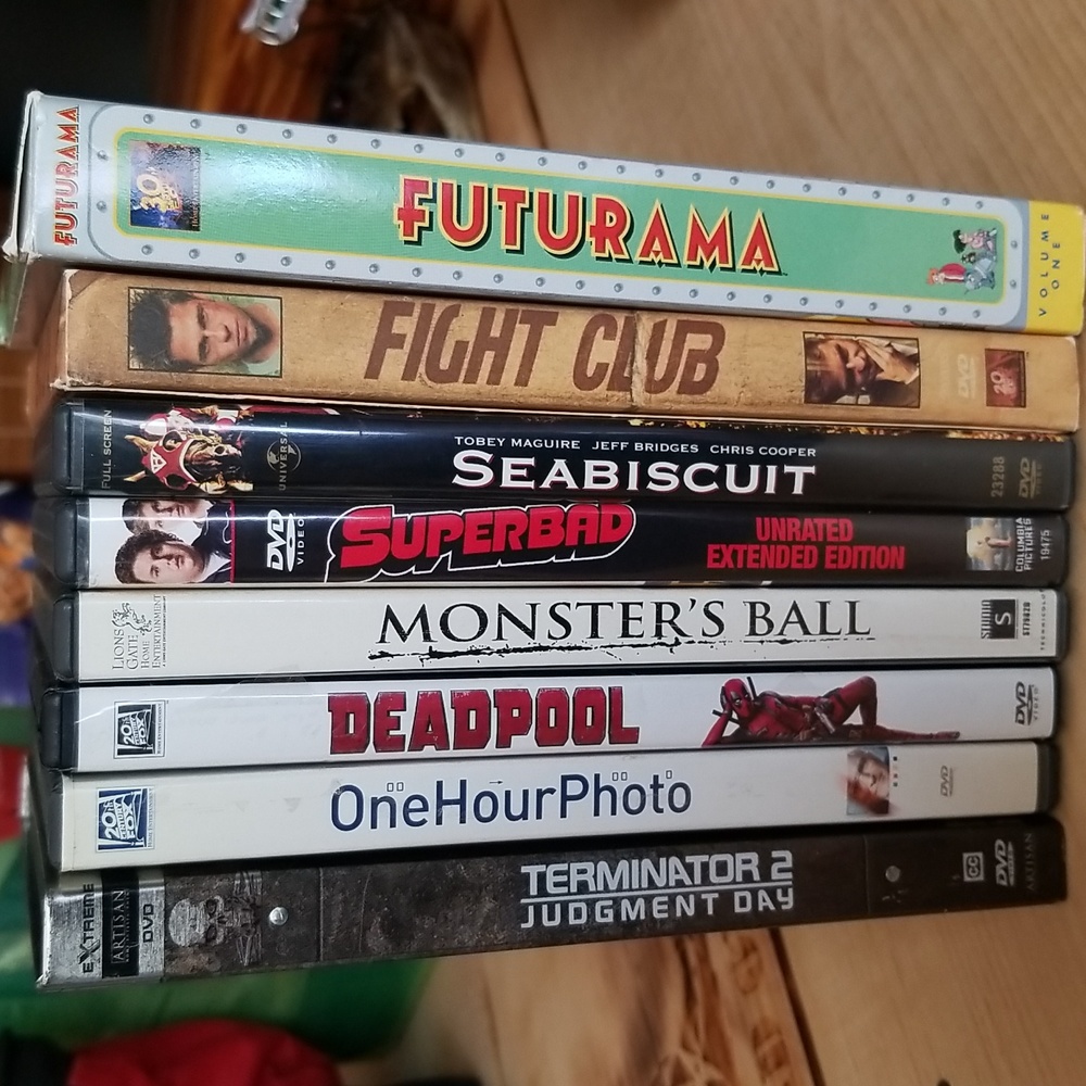 8 DVDs